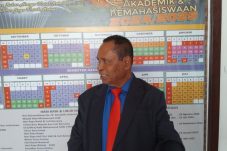 sabinus-nabu-yayasan-sudah-serahkan-unipa-ke-negara-untuk-dinegerikan