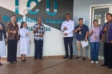 ruang-icu-dan-nicu-rs-st-gabriel-kewapante-diresmikan-wakil-bupati-sikka-pemerintah-tetap-bekerja-sama-dalam-tugas-dan-pelayanan